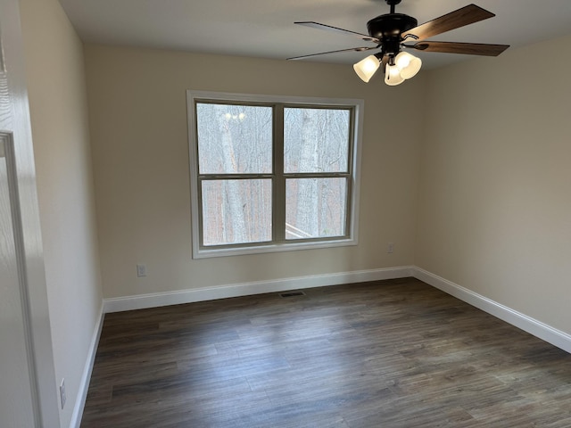 334 Cumberland Cove Rd Unit 5, Monterey, TN 38574 - unfurnished room with a ceiling fan and dark wood-style flooring