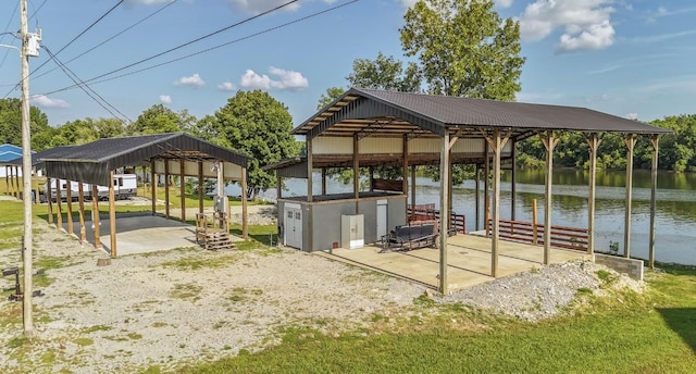 1085 Wc Pickett Rd, Clifton, TN 38425