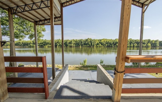 1085 Wc Pickett Rd, Clifton, TN 38425