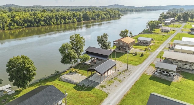 1085 Wc Pickett Rd, Clifton, TN 38425