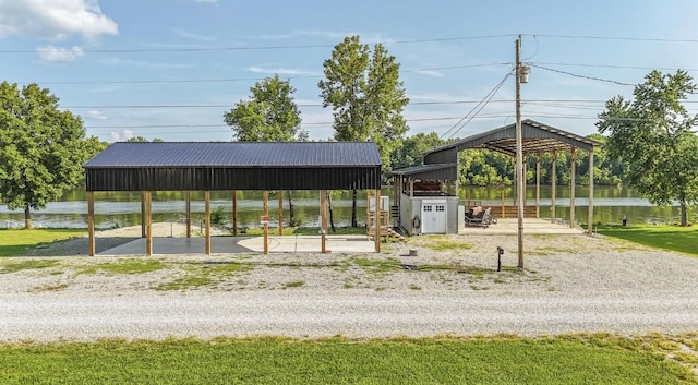 1085 Wc Pickett Rd, Clifton, TN 38425