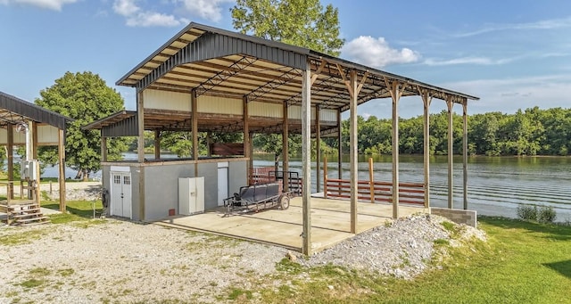 1085 Wc Pickett Rd, Clifton, TN 38425