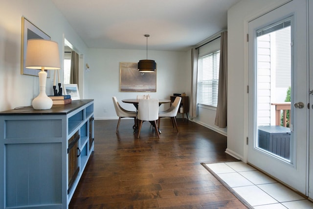 280 Ballygar Ct, Clarksville, TN 37043 - dining area featuring dark wood-style floors and baseboards