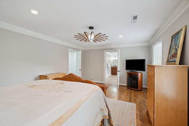 1470 Tyne Blvd, Nashville, TN 37215 - bedroom featuring wood finished floors, ornamental molding, and recessed lighting