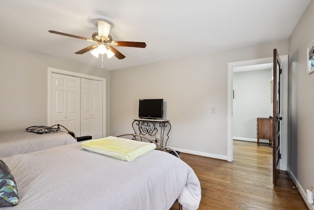 1470 Tyne Blvd, Nashville, TN 37215 - bedroom featuring wood finished floors, a closet, and a ceiling fan