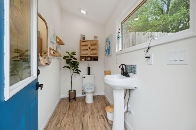 1470 Tyne Blvd, Nashville, TN 37215 - bathroom with wood finished floors and lofted ceiling