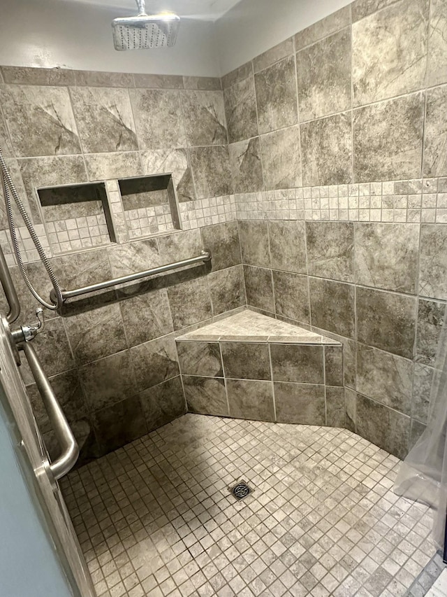 2111 Grantland Ave, Nashville, TN 37204 - photo 2