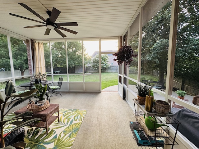 152 Yorkshire Dr, Clarksville, TN 37043 - sunroom / solarium featuring a ceiling fan