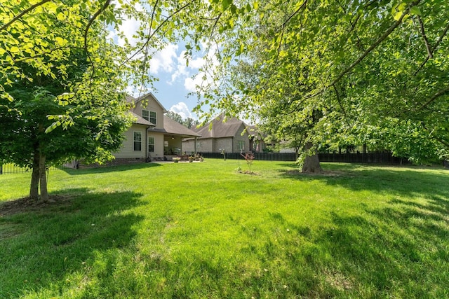 2950 Prince Dr, Clarksville, TN 37043 - view of yard