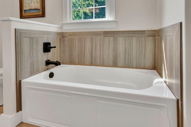 9003 Oden Ct, Brentwood, TN 37027 - full bathroom with a bath and toilet