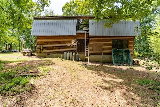 8116 Hixson Springs Rd, Signal Mountain, TN 37377 - back of property with a metal roof
