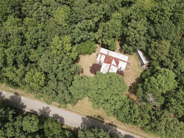 8116 Hixson Springs Rd, Signal Mountain, TN 37377 - aerial overview of property's location with a heavily wooded area