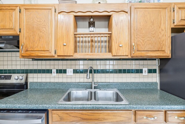 8901 Griffith Rd, Nashville, TN 37221 - photo 23