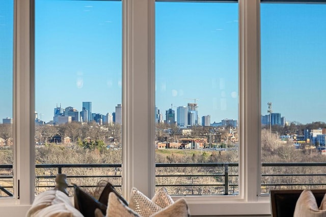 2118 Cliff Dr, Nashville, TN 37218 - sunroom / solarium featuring a view of skyline