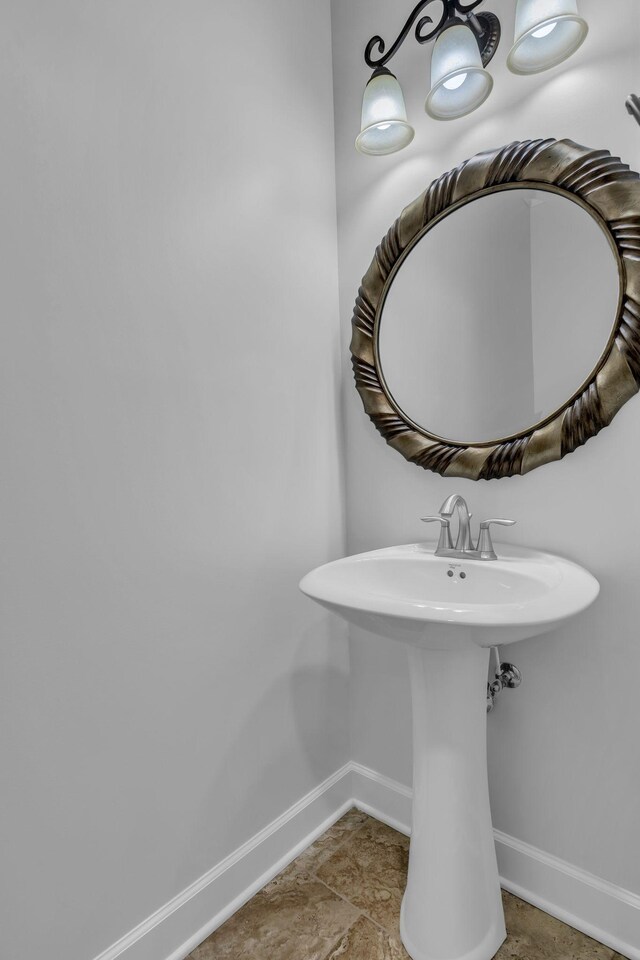 1803 Benziger Ter, Brentwood, TN 37027 - bathroom featuring baseboards and a sink
