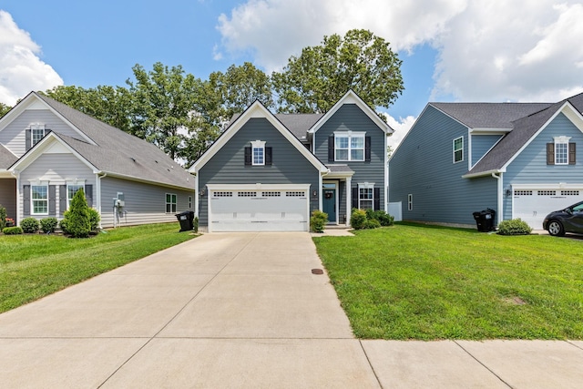 3428 Pepper Glendale Dr, Murfreesboro, TN 37128 - traditional home with concrete driveway and a front yard