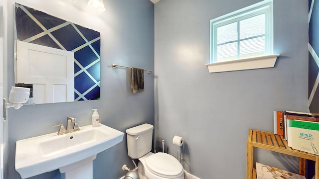 3428 Pepper Glendale Dr, Murfreesboro, TN 37128 - bathroom with toilet and a sink