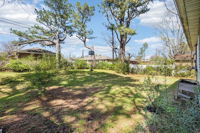 810 Country Club Dr, Clarksville, TN 37043 - view of green lawn