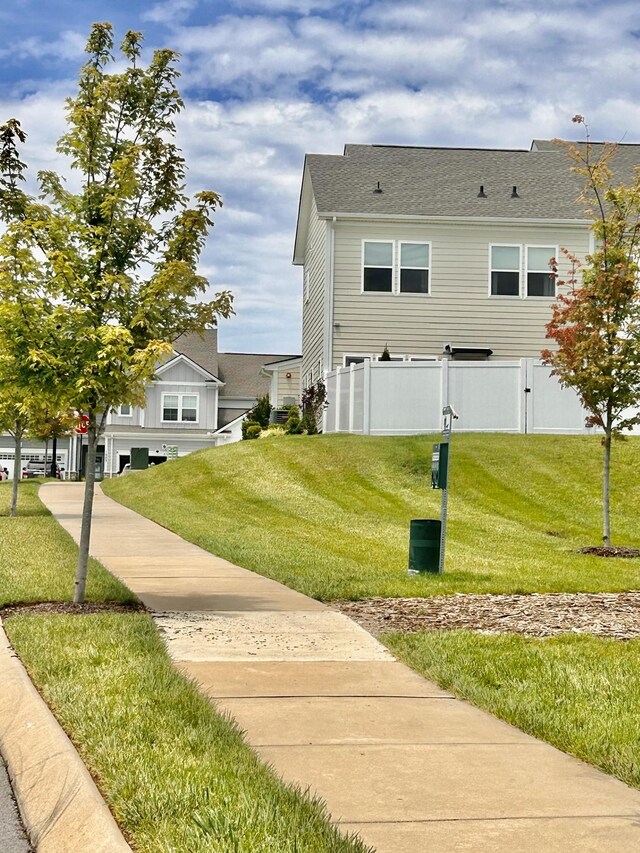 1000 June Wilde Rdg, Spring Hill, TN 37174 - view of side of property with a shingled roof