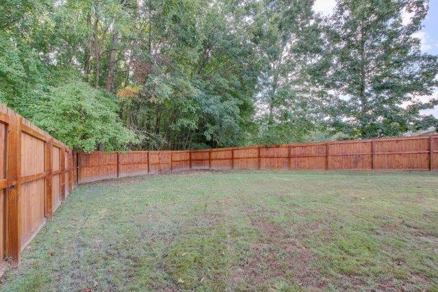 421 Woodale Dr, Clarksville, TN 37042 - view of fenced backyard