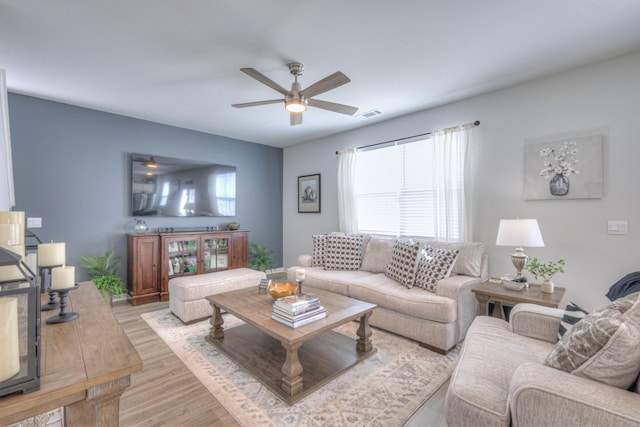 207 Welara St, Murfreesboro, TN 37129 - living room featuring a ceiling fan and light wood-style flooring
