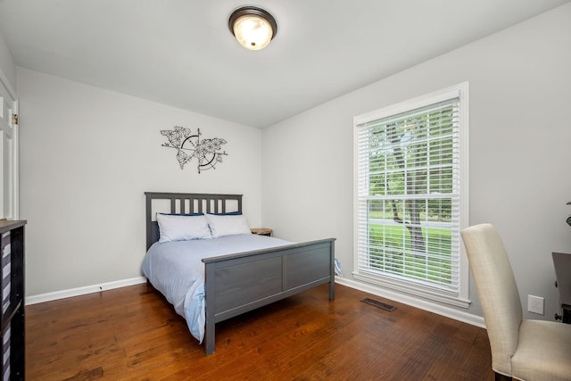 1002 Sunset Ave, Murfreesboro, TN 37129 - bedroom featuring wood finished floors