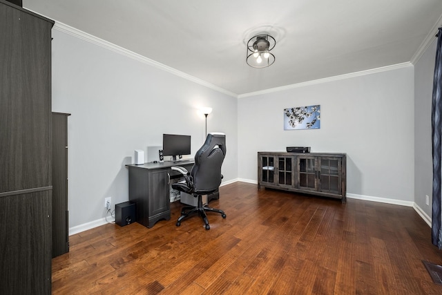 1002 Sunset Ave, Murfreesboro, TN 37129 - office area with ornamental molding and wood finished floors