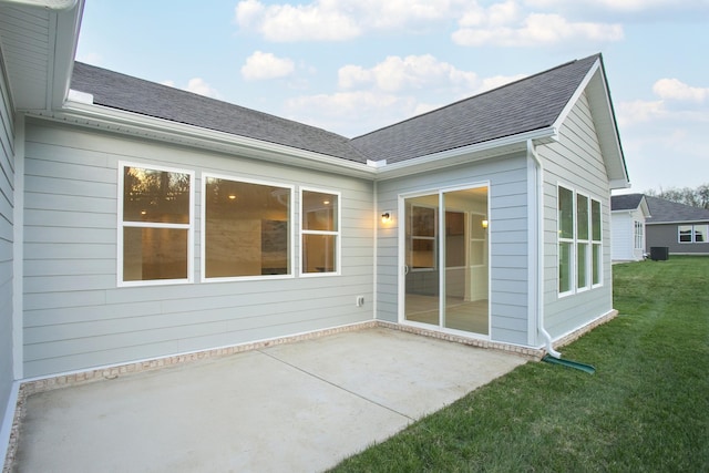 2359 Williamsport Lndg, Columbia, TN 38401 - rear view of house featuring a patio area, a yard, and a shingled roof