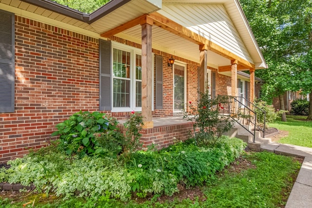 116 Skyview Dr, Columbia, TN 38401 - view of side of property featuring brick siding and a porch
