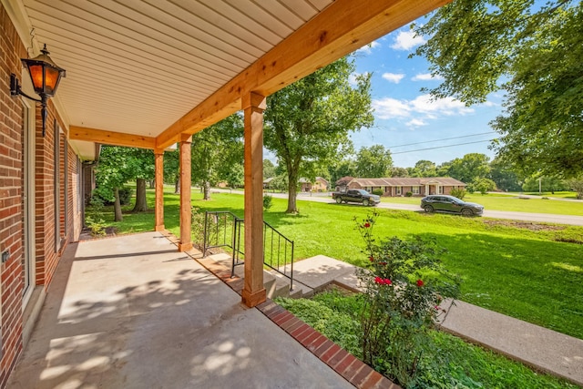116 Skyview Dr, Columbia, TN 38401 - porch with a lawn