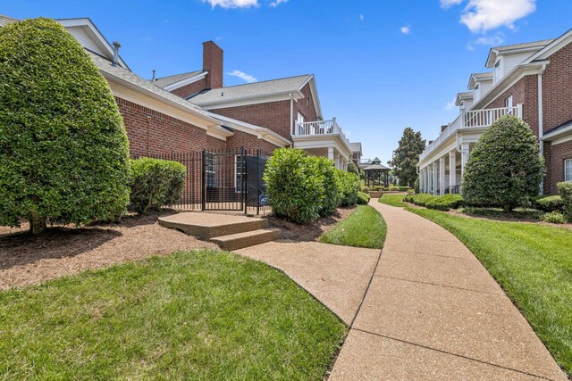 140 Ormesby Pl, Franklin, TN 37064 - surrounding community featuring a yard