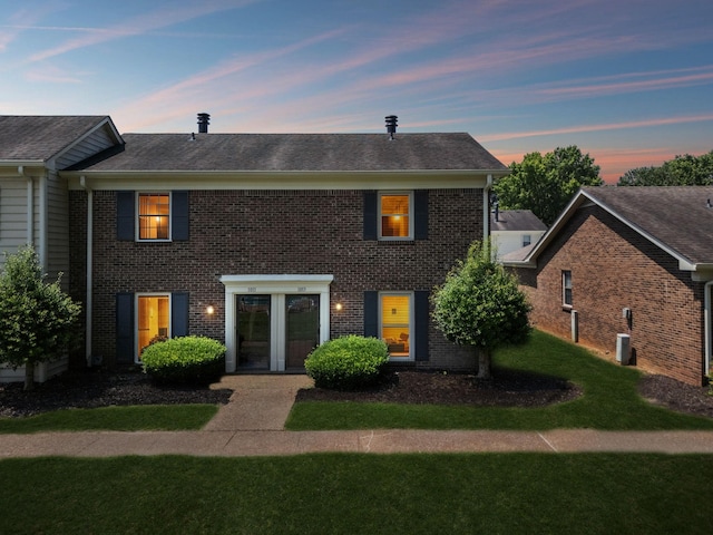 1013 E Northfield Blvd, Murfreesboro, TN 37130 - view of front of home featuring a yard and brick siding