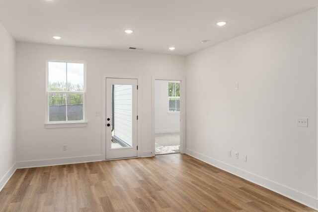 303 Panther Dr, Murfreesboro, TN 37127 - spare room featuring light wood finished floors and recessed lighting