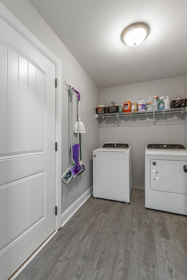 30 Hunting Ridge Cir, Rock Spring, GA 30739 - laundry area featuring independent washer and dryer and wood finished floors