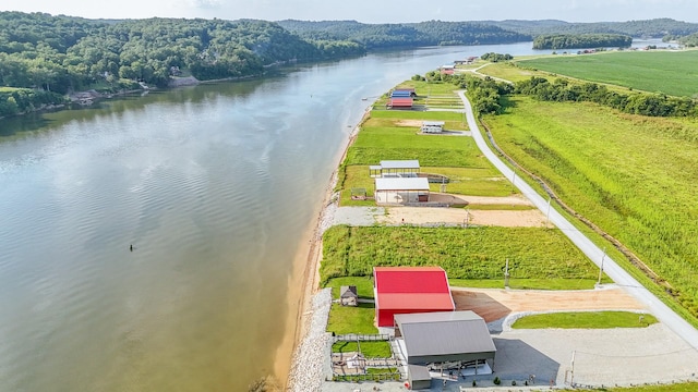 1813 Hardin Bottom River Rd, Clifton, TN 38425