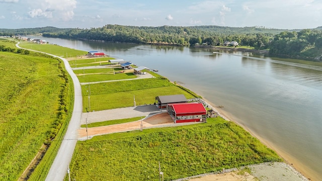1813 Hardin Bottom River Rd, Clifton, TN 38425