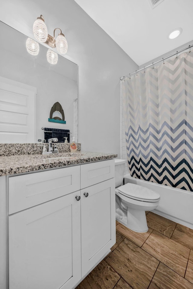 1021 Tulip Dr, Ashland City, TN 37015 - bathroom featuring vanity and shower / tub combo with curtain