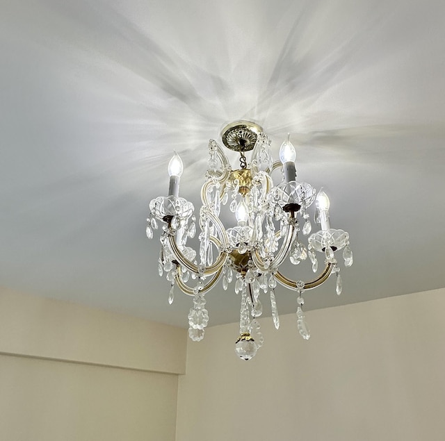 4215 Harding Pike Unit 903, Nashville, TN 37205 - detailed view of a chandelier
