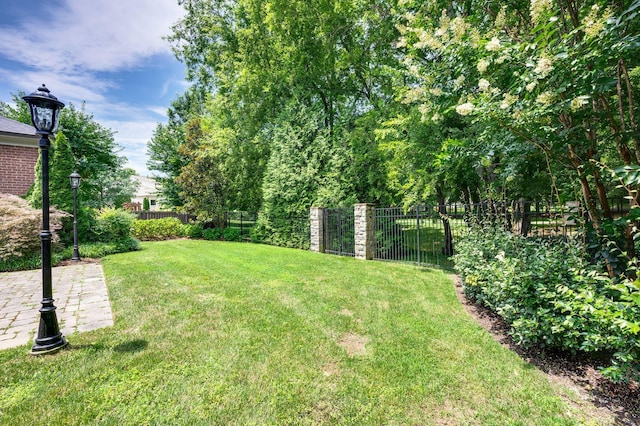 1313 Jewell Ave, Franklin, TN 37064 - fenced backyard featuring a patio area
