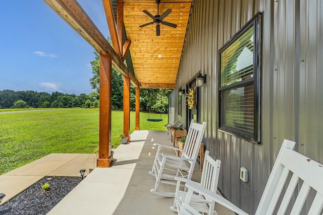 1567 Oak Knob Rd, Lafayette, TN 37083 - view of patio / terrace featuring a ceiling fan