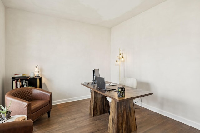 6007 Cavalry Ct, Spring Hill, TN 37174 - office featuring wood finished floors and baseboards