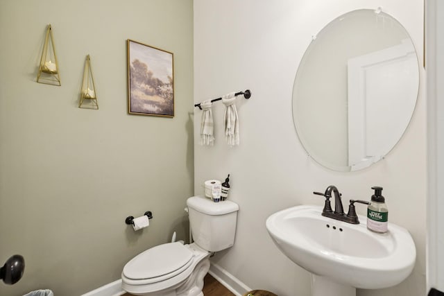 6007 Cavalry Ct, Spring Hill, TN 37174 - bathroom with a sink and toilet