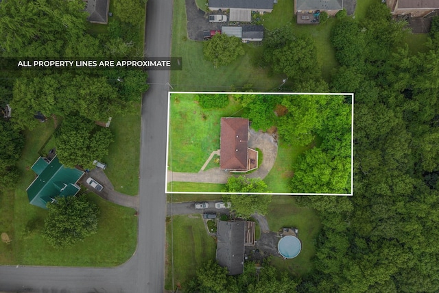 305 Barry Dr, Clarksville, TN 37040 - aerial overview of property's location featuring property boundaries highlighted