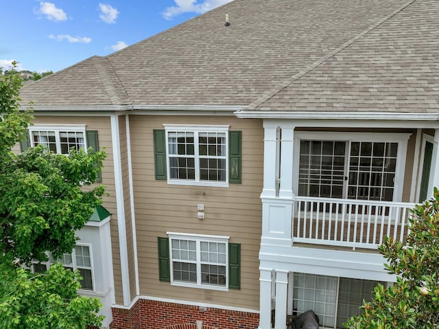 8441 Callabee Way # 14, Antioch, TN 37013 - view of side of property with a shingled roof