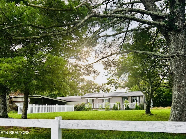 4516 Nashville Hwy, Deer Lodge, TN 37726 - photo 1