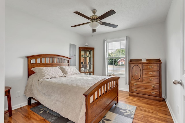 1107 Moreno Ln, Lewisburg, TN 37091 - bedroom with light wood-style flooring and ceiling fan
