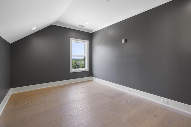 1884 Barnstaple Ln, Brentwood, TN 37027 - bonus room featuring lofted ceiling, light wood-type flooring, and recessed lighting