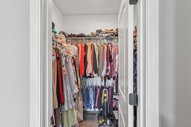 1219 Oak Grove Rd, Dickson, TN 37055 - view of walk in closet