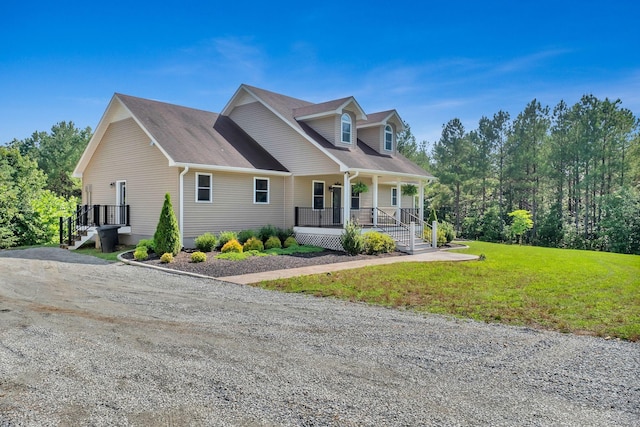 3534 Summertown Hwy, Summertown, TN 38483 - cape cod house with a porch and a front lawn