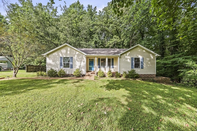 7125 Sutton Pl, Fairview, TN 37062 - ranch-style house featuring covered porch and a front yard